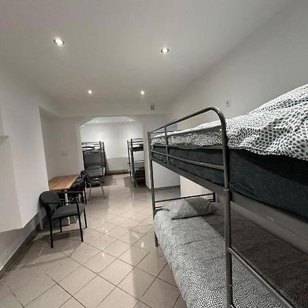 Golebia Hostel Poznań Eksteriør bilde
